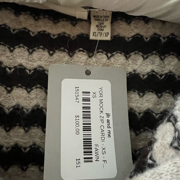 RD Style striped zip cardigan. - Picture 7 of 7